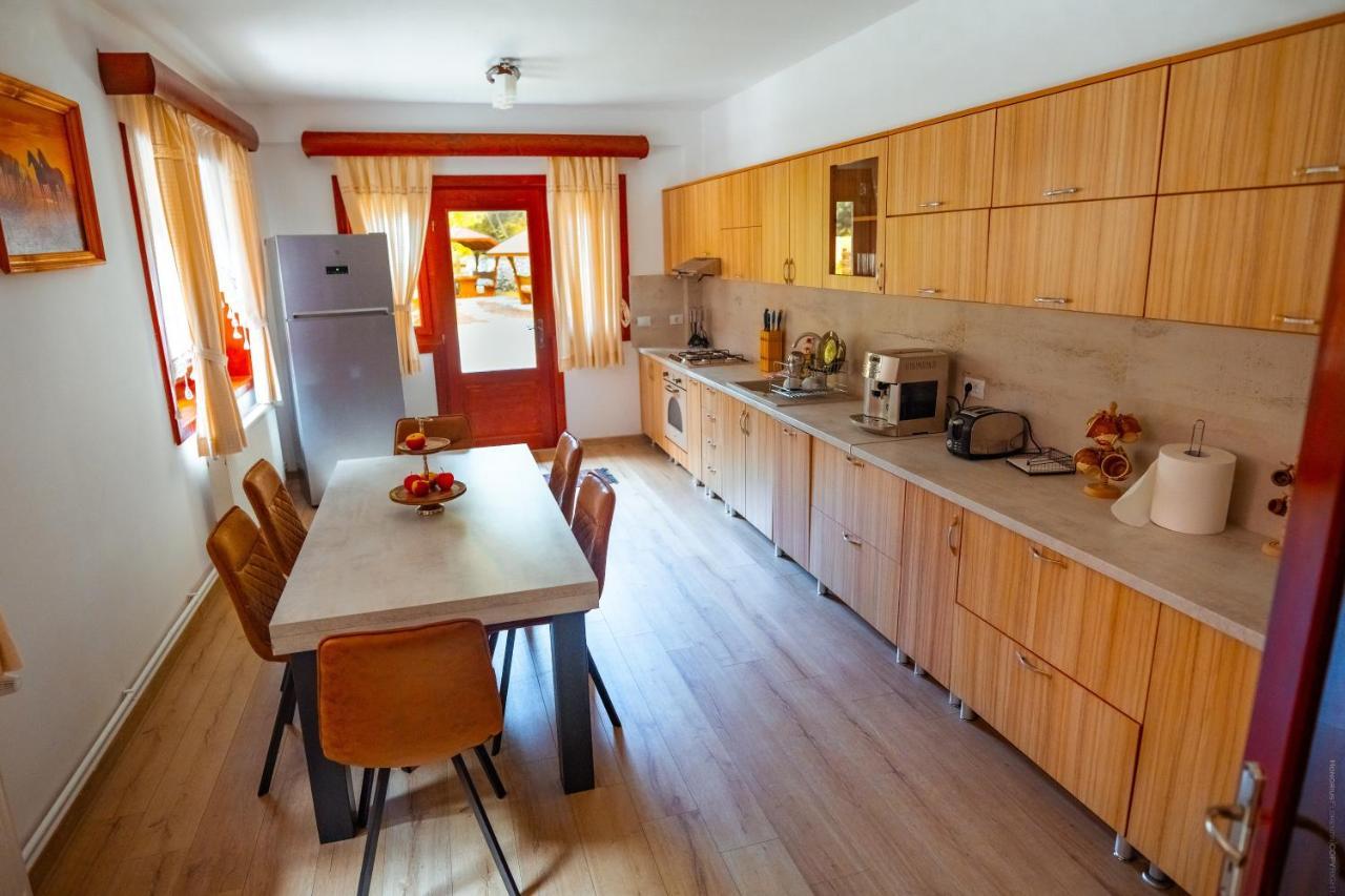 Casa Cheile Dambovicioarei - Cabana 2 Dîmbovicioara Εξωτερικό φωτογραφία